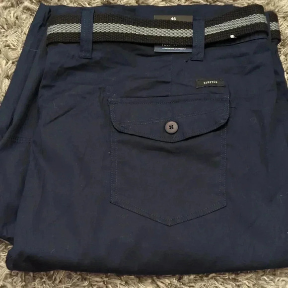 KENNETH Cole men's tech navy shorts - Picture 11 of 12